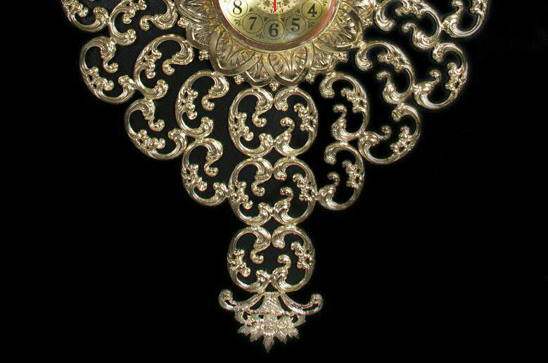 ساعت دیواری انتیک مدل سلطنتی